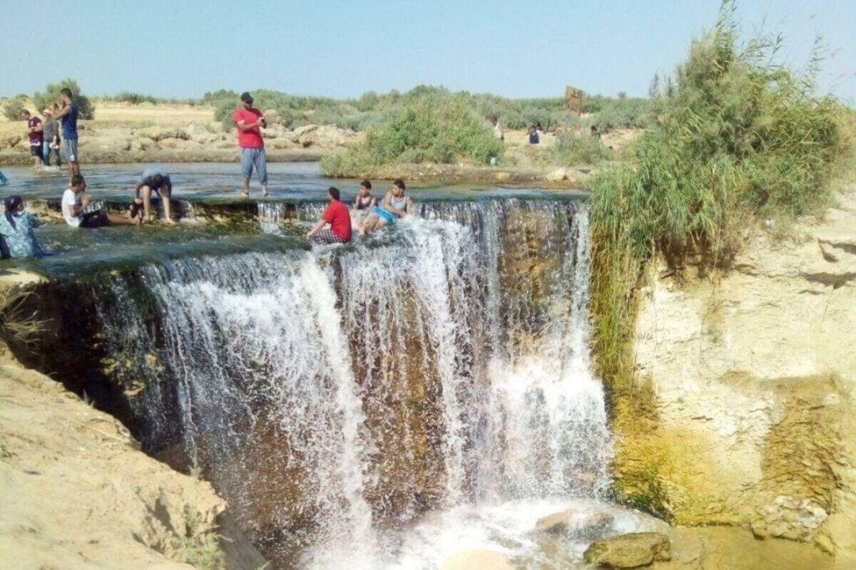 Desert tour Egypt - Waterfalls